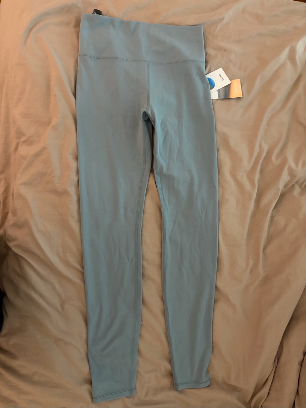 Vuori All The Feels Leggings - Vintage Pistachio M Long